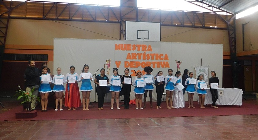 Muestra talleres deportivos y recreativos
